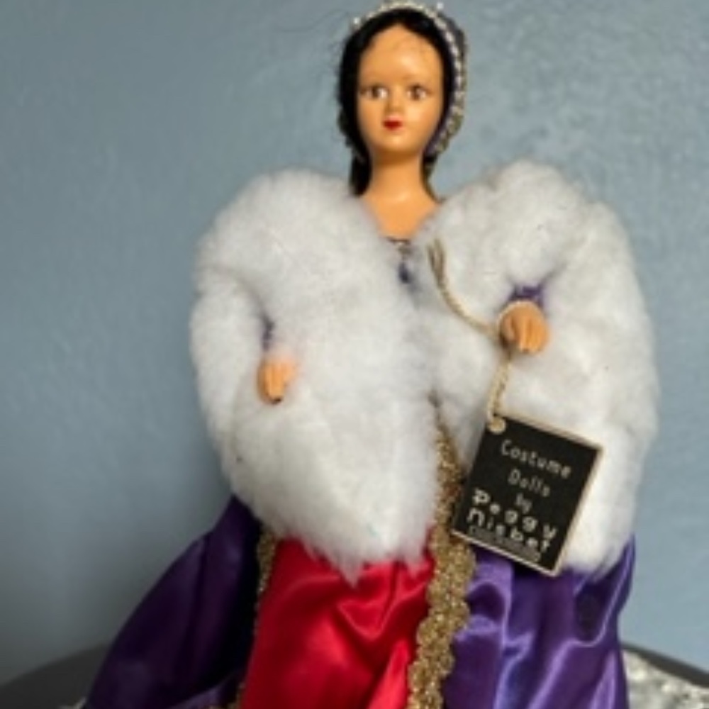 Peggy Nisbet Doll - Anne Boleyn